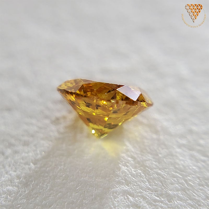 0.265 ct Fancy Vivid Yellow Orange Round 天然 オレンジ ダイヤモンド ラウンド | DIAMOND  EXCHANGE FEDERATION