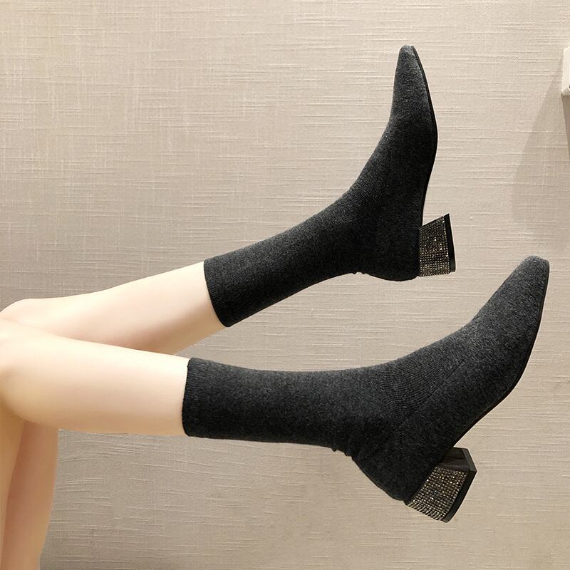 英国スタイルの小さなショートブーツの女性2019新しい秋と冬のバージョンの野生のネット赤の短いチューブの薄い薄いブーツ厚いヒールの靴下のブーツ 部族の婦人靴1075848