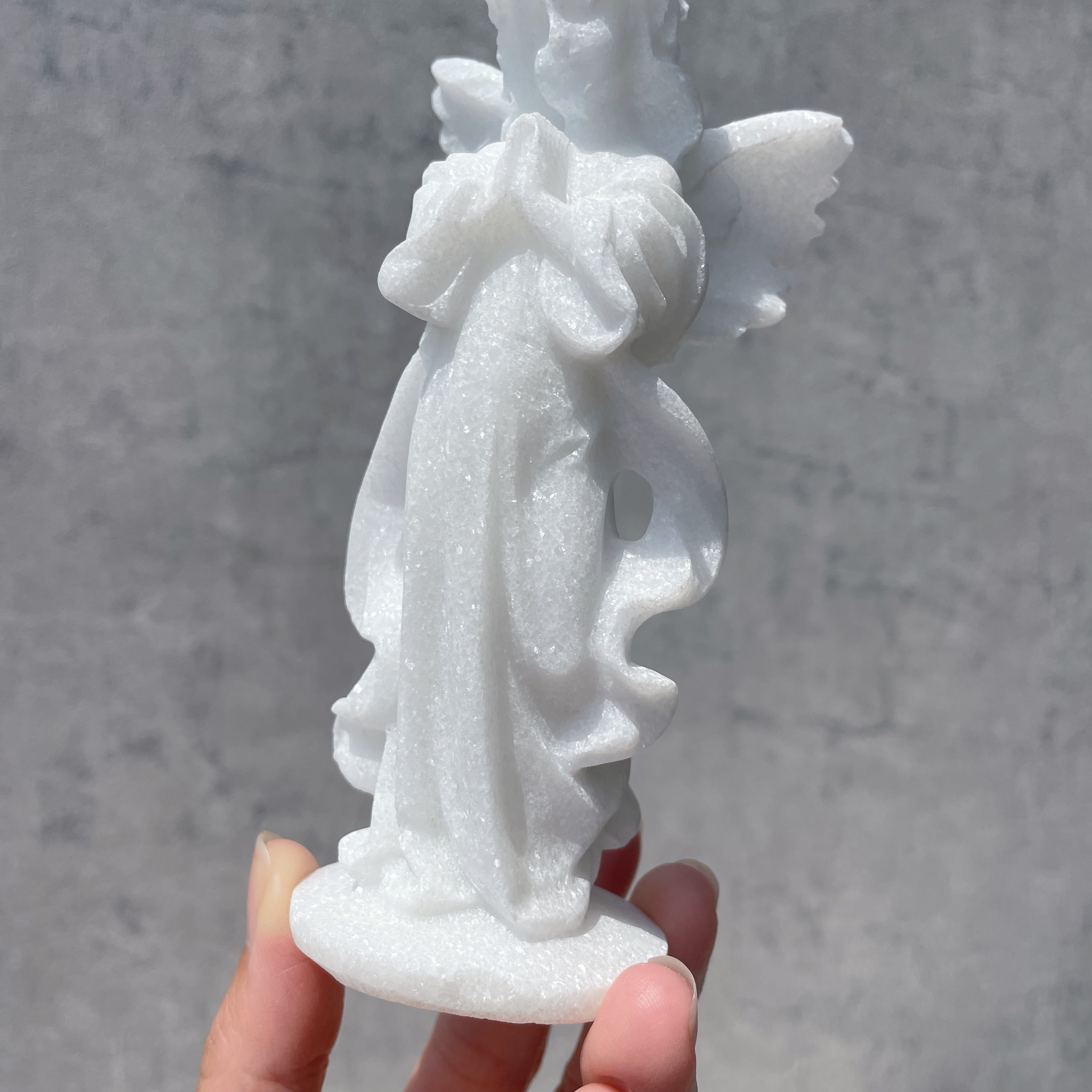 翡翠のスイートエンジェル01◇White Jade Angel◇天然石・鉱物