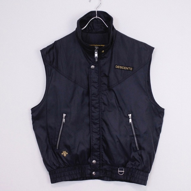 【act2】"DESCENTE" Solid Design Nylon Vest