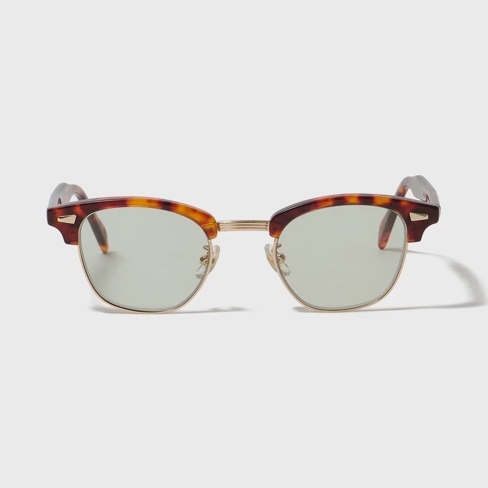 H OPTICAL | BEARD ROOM