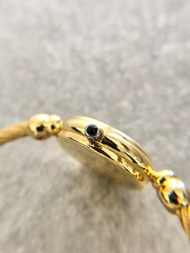 GUCCI グッチ 腕時計 ゴールド×ブラック バングル型 ツイスト 2700.2.L vintage ヴィンテージ オールド wbefek