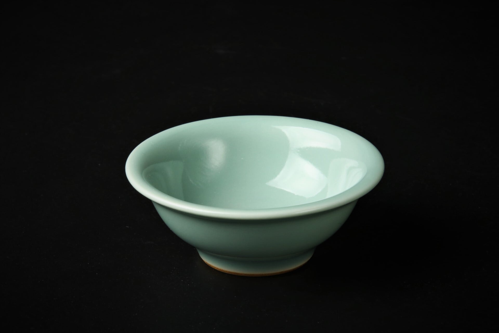 488>青磁貼花亀文盃 清水焼 | 陶香堂オンラインストア