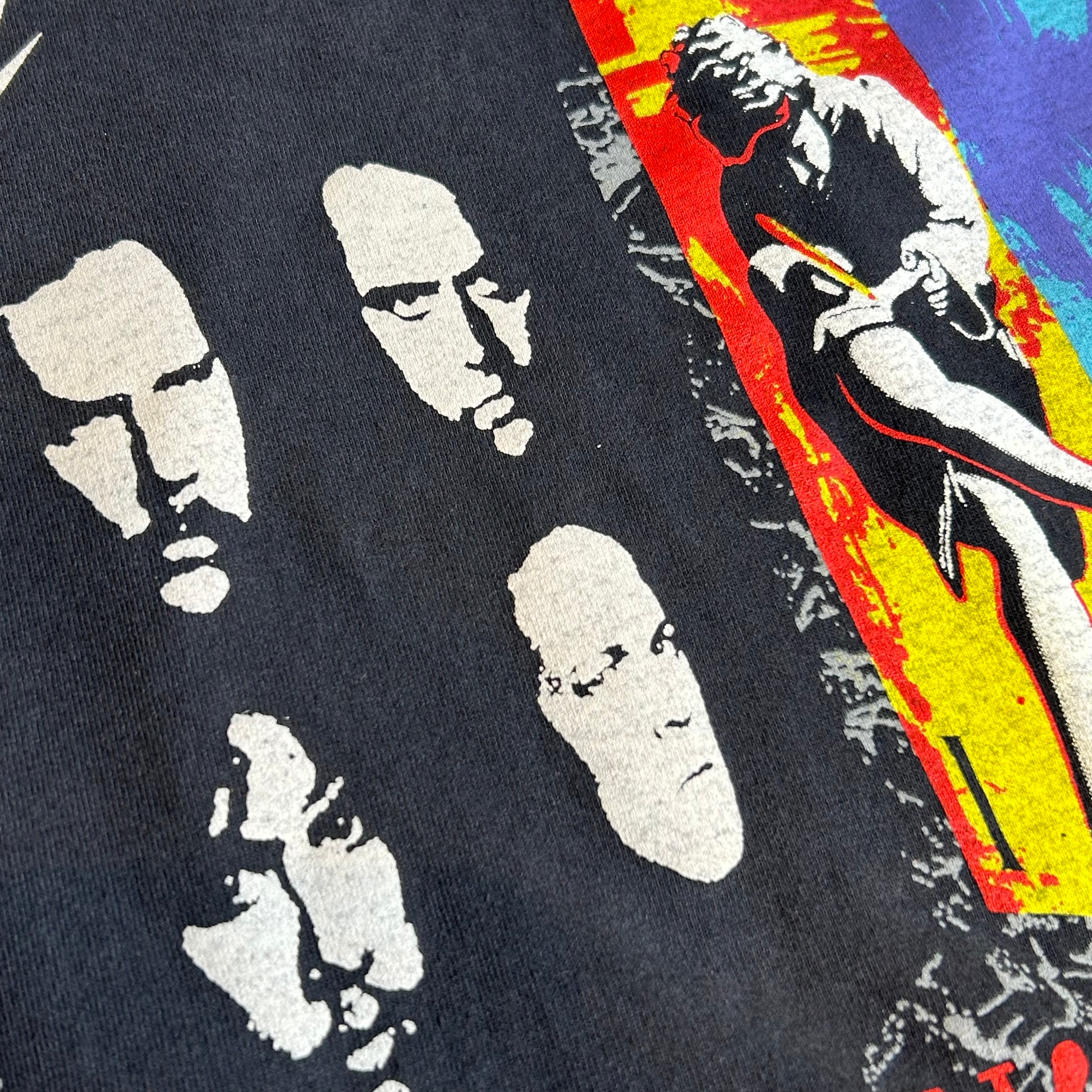 Vintage METALLICA GUNS N' ROSES TOUR 1992 TEE | RECEPTION SNEAKER