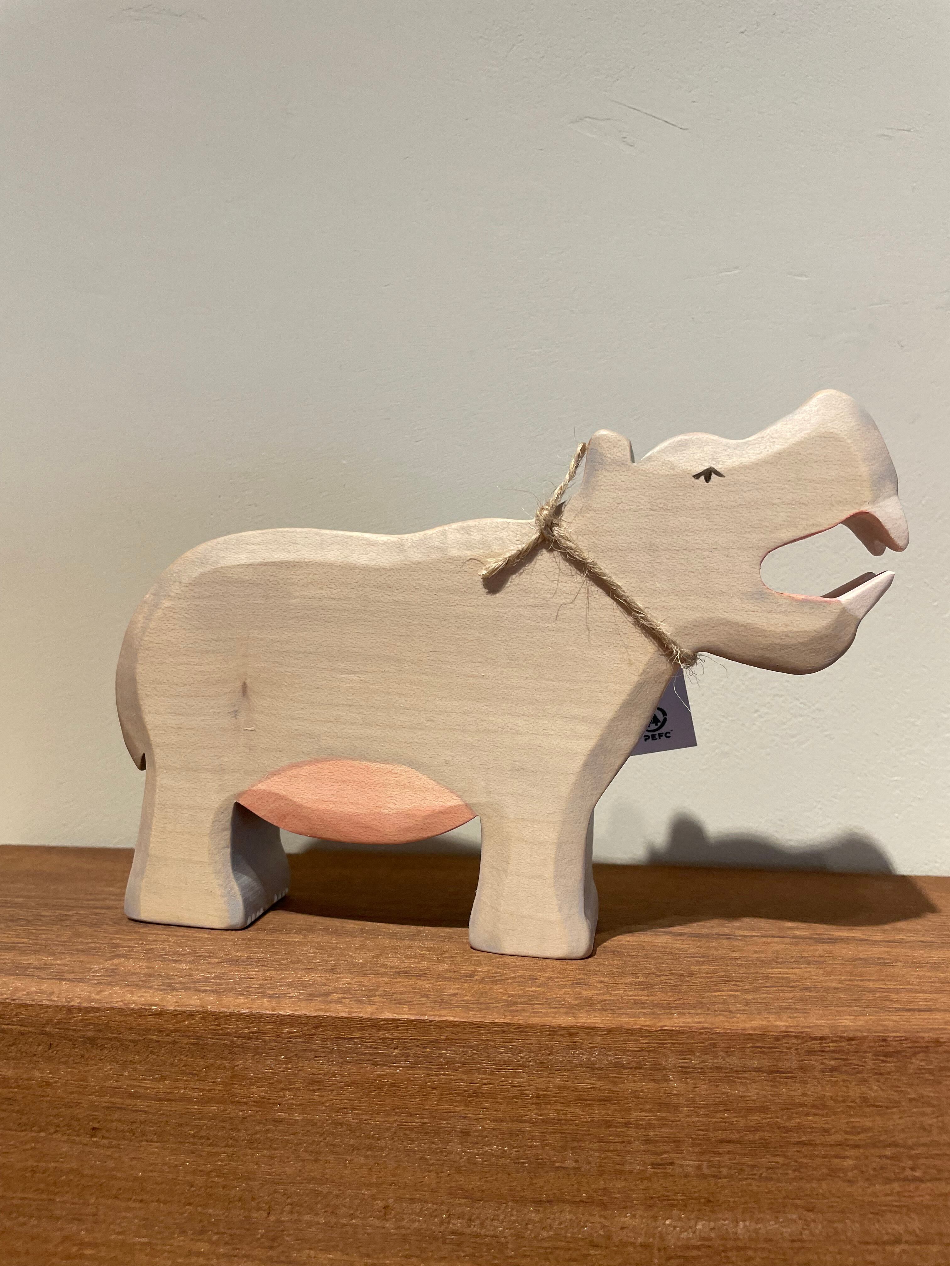 グラパット ローラ（LOLA） | リンドヴルム