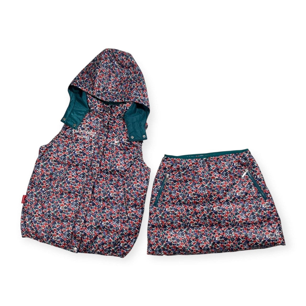 上下セット le coq sportif GOLF ルコックゴルフ 花柄 総柄 ダウンベスト&スカート セットアップ サイズ L /デサント レディース