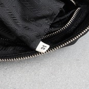 プラダ ショルダーバッグ ブラック ナイロン レザー ヴィンテージ