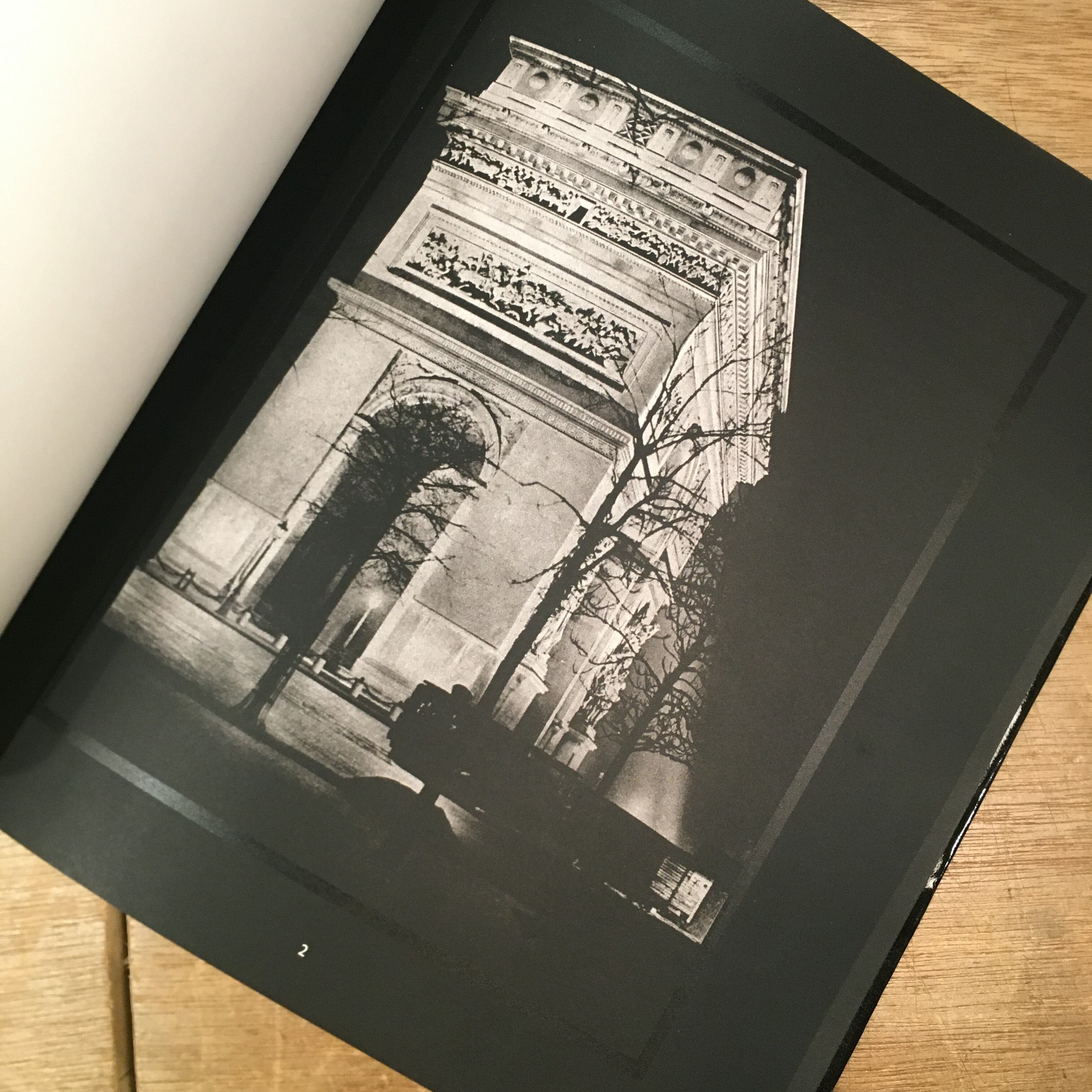BRASSAI：Paris de Nuit（ブラッサイ） | 百年