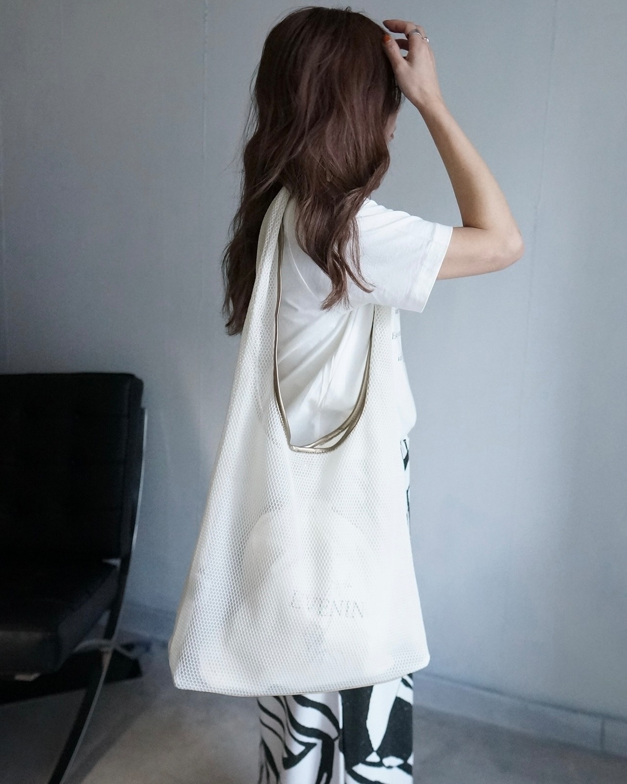 [Rose] mesh×leather triangle 3way  tote 巾着バッグ・メッシュショルダーバッグセット/White