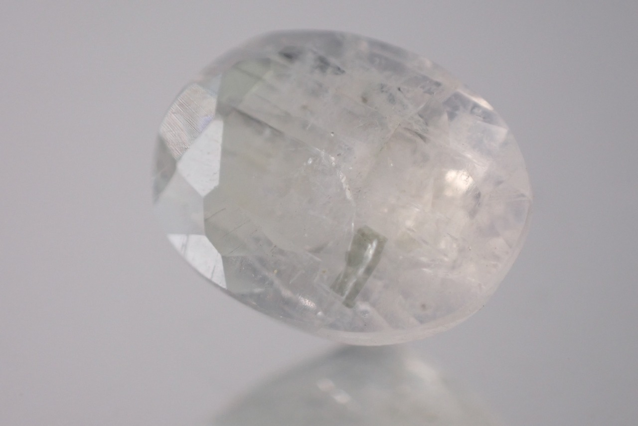 レインボームーンストーン　1.14ct　 [D9-30]