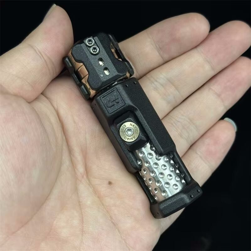 Musketeer by Nayici Muyi【送料無料】【CLONE】【Fidget Slider