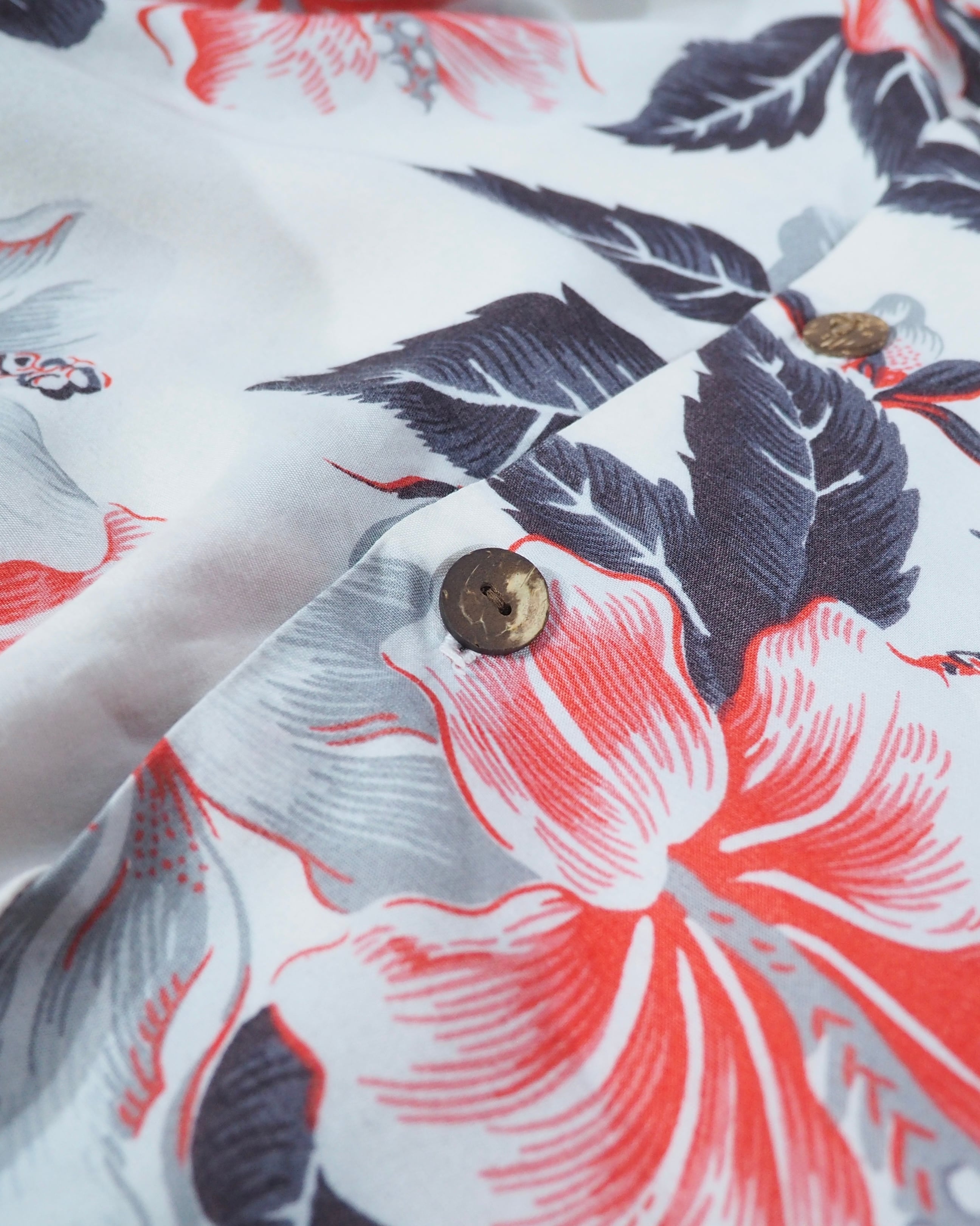 1980s " Reminiscence " Beautiful Flower all over pattern vintage Open collar shirt