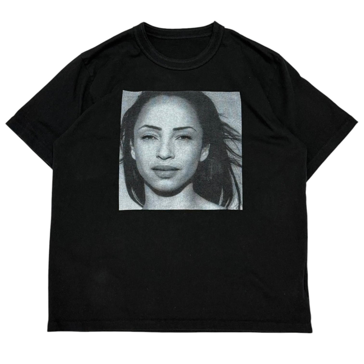 SADE sacai Tシャツ　新品　即日発送可能 sacai SADE T-Shirts | A WORD.ONLINE SHOP