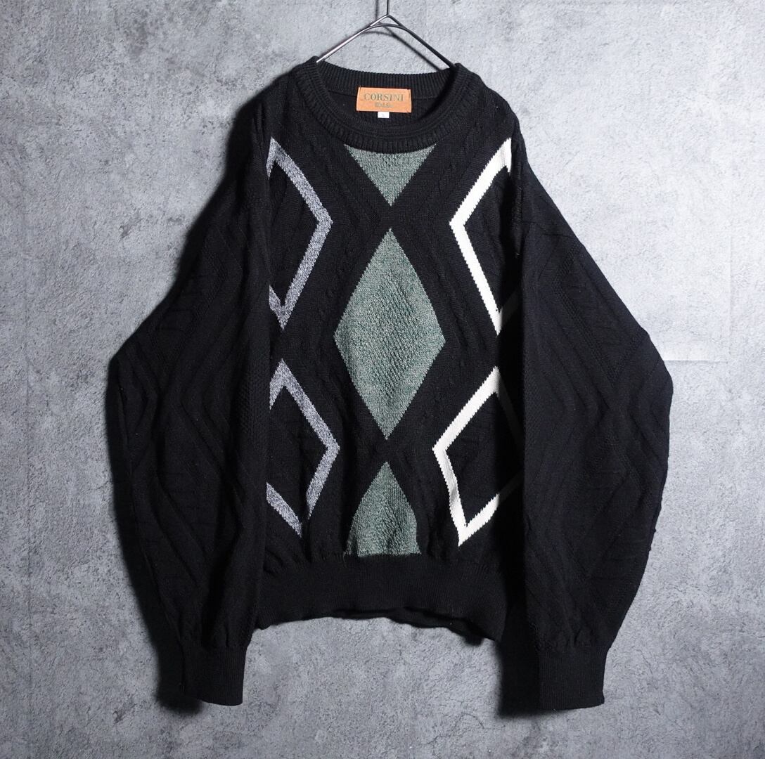 Black diamond solid design knit