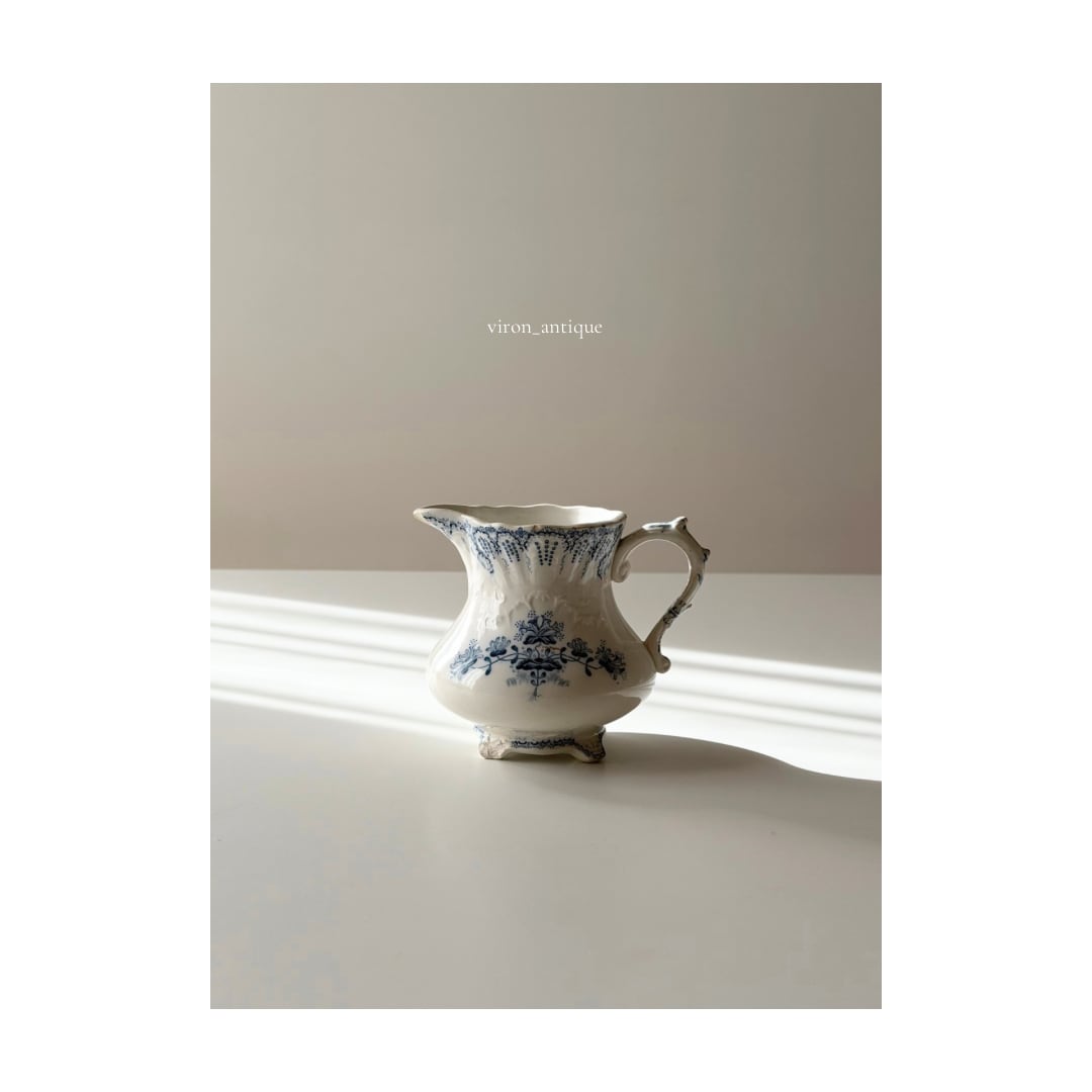 Saint amand サンタマン / “REGENCE” レリーフの美しいピシェ