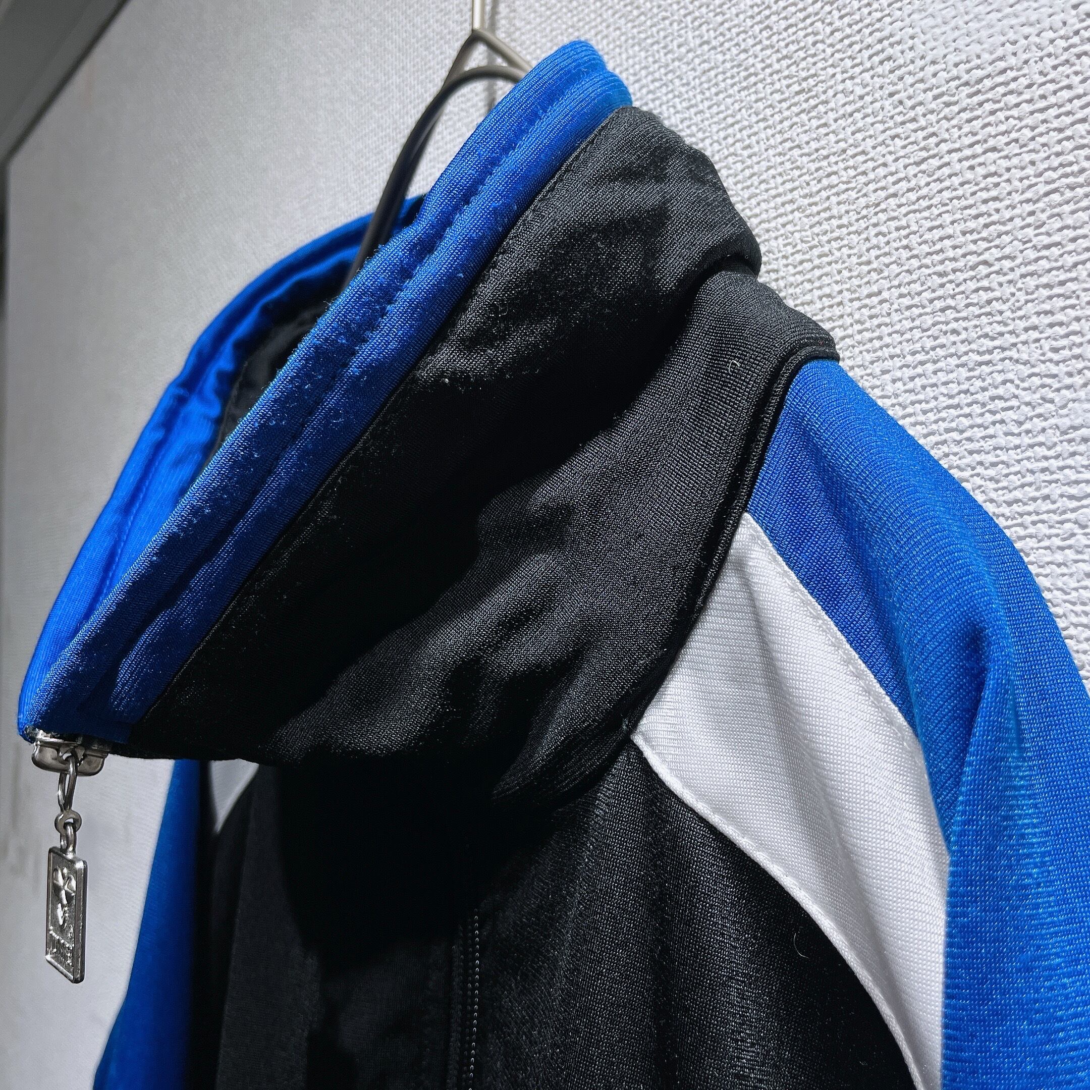 1990s ” hummel ” Cross panel combinations design vintage loose track jacket
