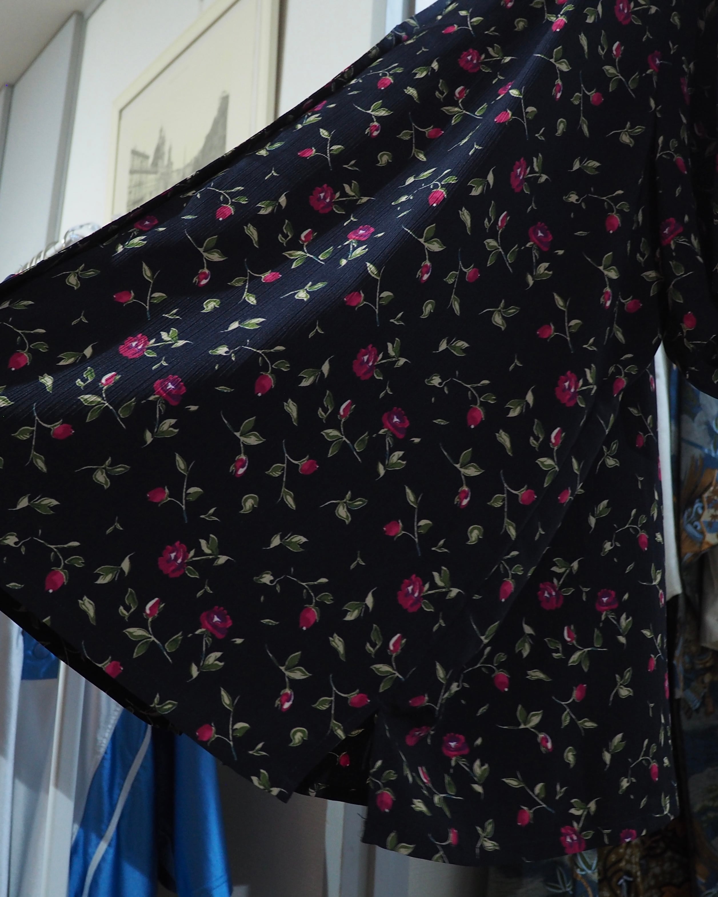 Black pleats × Pink Rose Flower all over pattern Open collar SS shirt