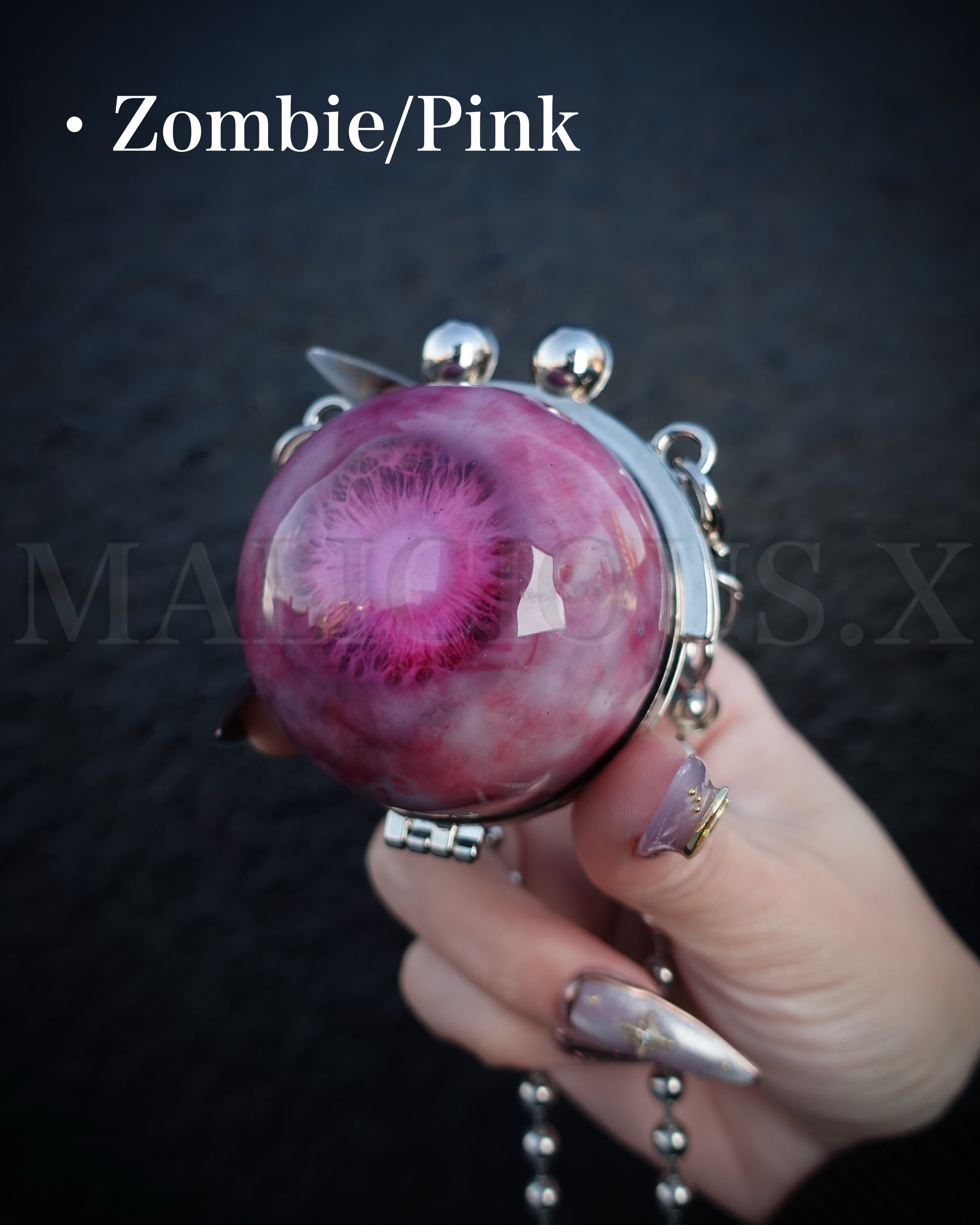 Eyeball Locket pendant | MALICIOUS.X
