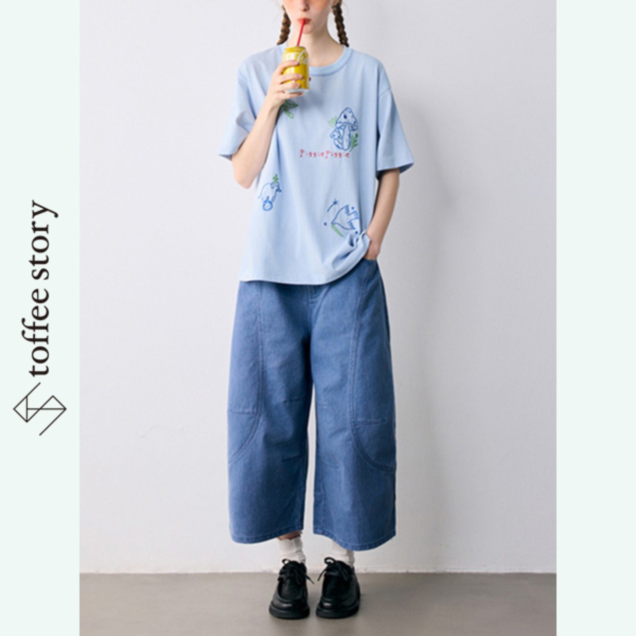 【2color】キュートなイラスト刺繍入り♡ラウンドネックTシャツ 《P0188》