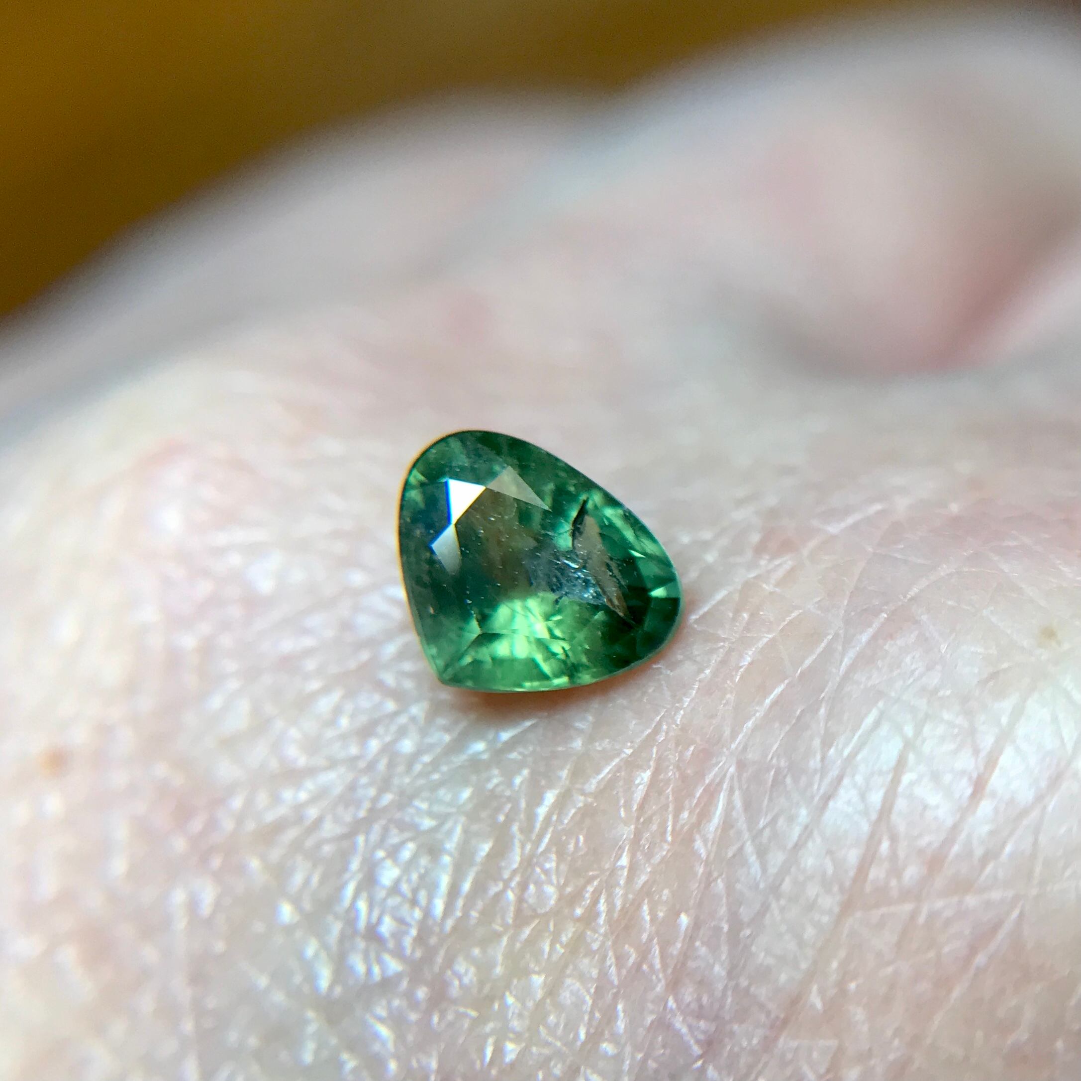 グリーンサファイア 1.15ct 加熱 サファイア オーストラリア