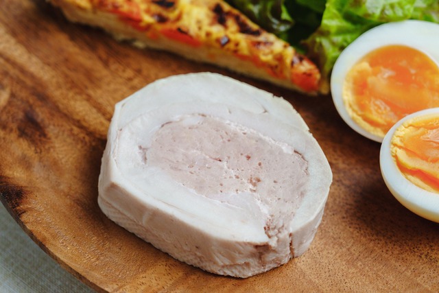無添加のサラダチキン　無塩　１pc（約70g〜80g）　[冷凍]