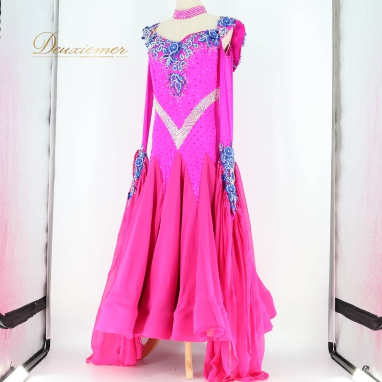 社交ダンス 衣装 スタンダードドレス ワンピース スタンダード フロート レース デモ 競技 ダンス パーティ 発表会 ピンク 青 大きめ ピンク系 ブルー系 高級感 発表会衣装 おしゃれ ヴィヴィッドカラー ダンス衣装 ビビッドピンク 競技用ドレス フォーマル