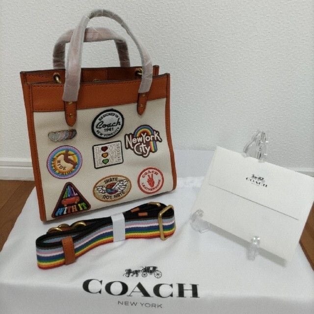 新品未使用 COACH フィールド トート 22 トトートショルダ