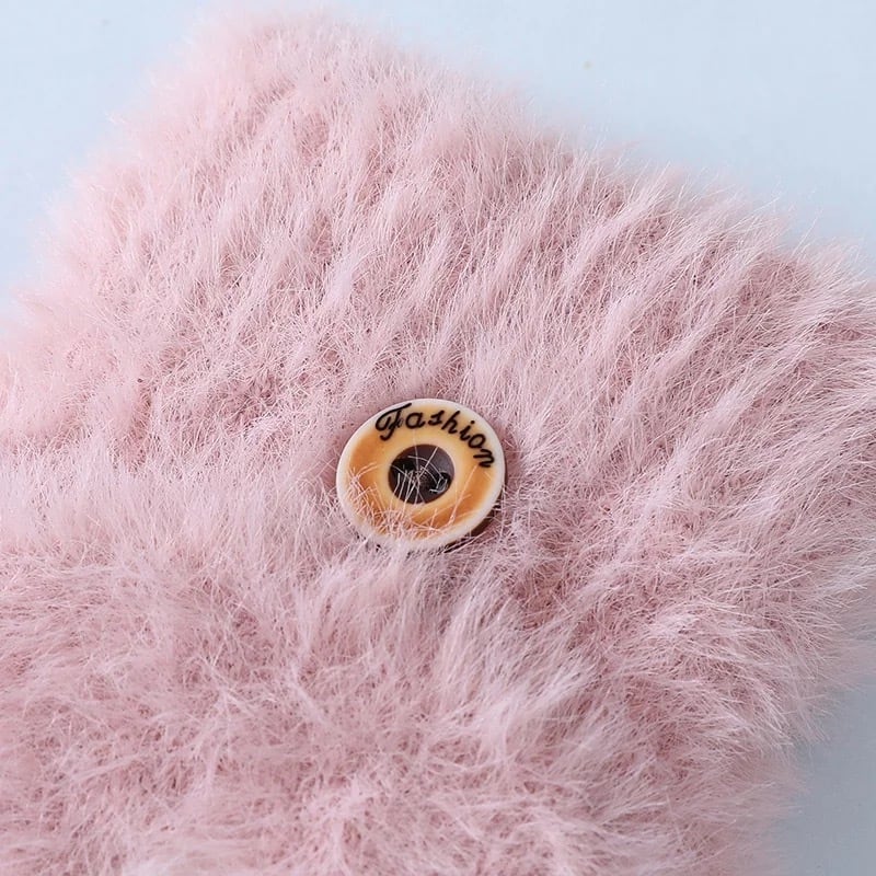 フワフワ猫の冬の手袋