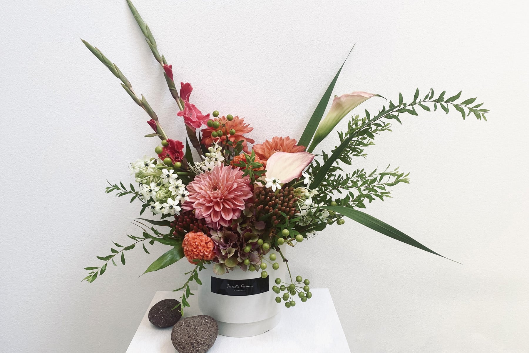 【母の日】ARRANGEMENT FRESH MODERN 8000