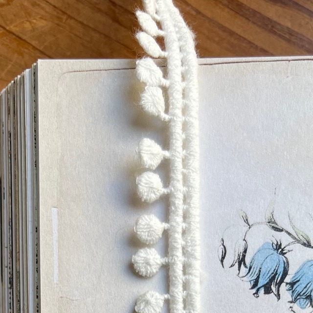 レースリボン／23−2.ホワイト　ポンポン　リボン （幅/約12mm ） 1m