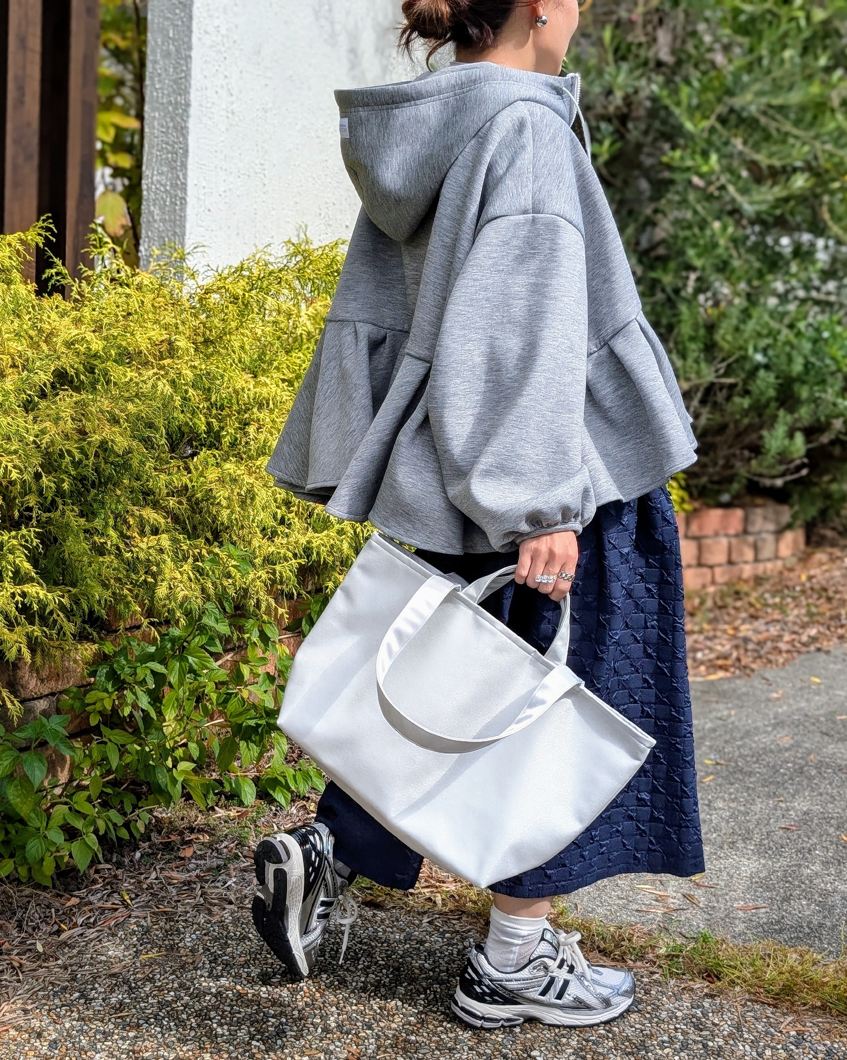 Kirara 刺繍ワッペン BIG tote Bag（ホワイト） | IrodorI petit