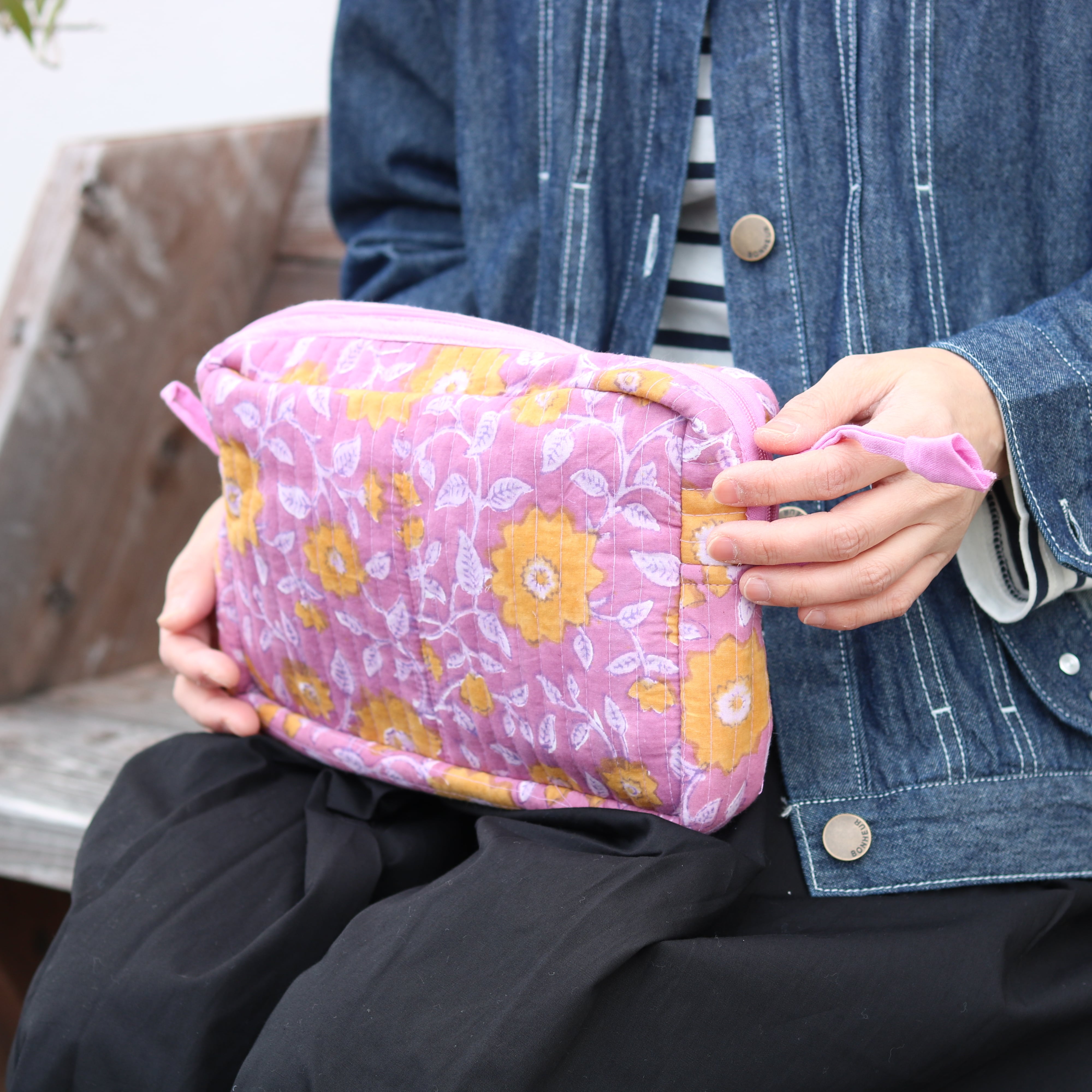 shesay ブロックプリント キルティングポーチ ベインフラワー | Zakka