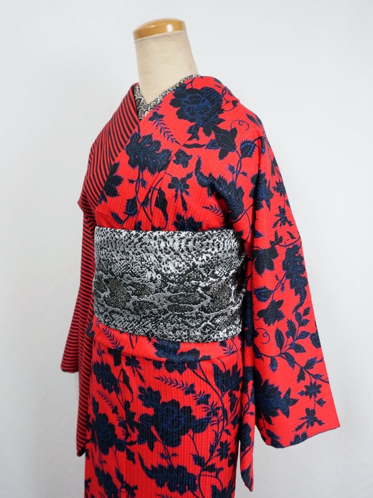 受注商品】Rumi Rock片身変わりきもの「夜の更紗×変わり縞」 [A1712