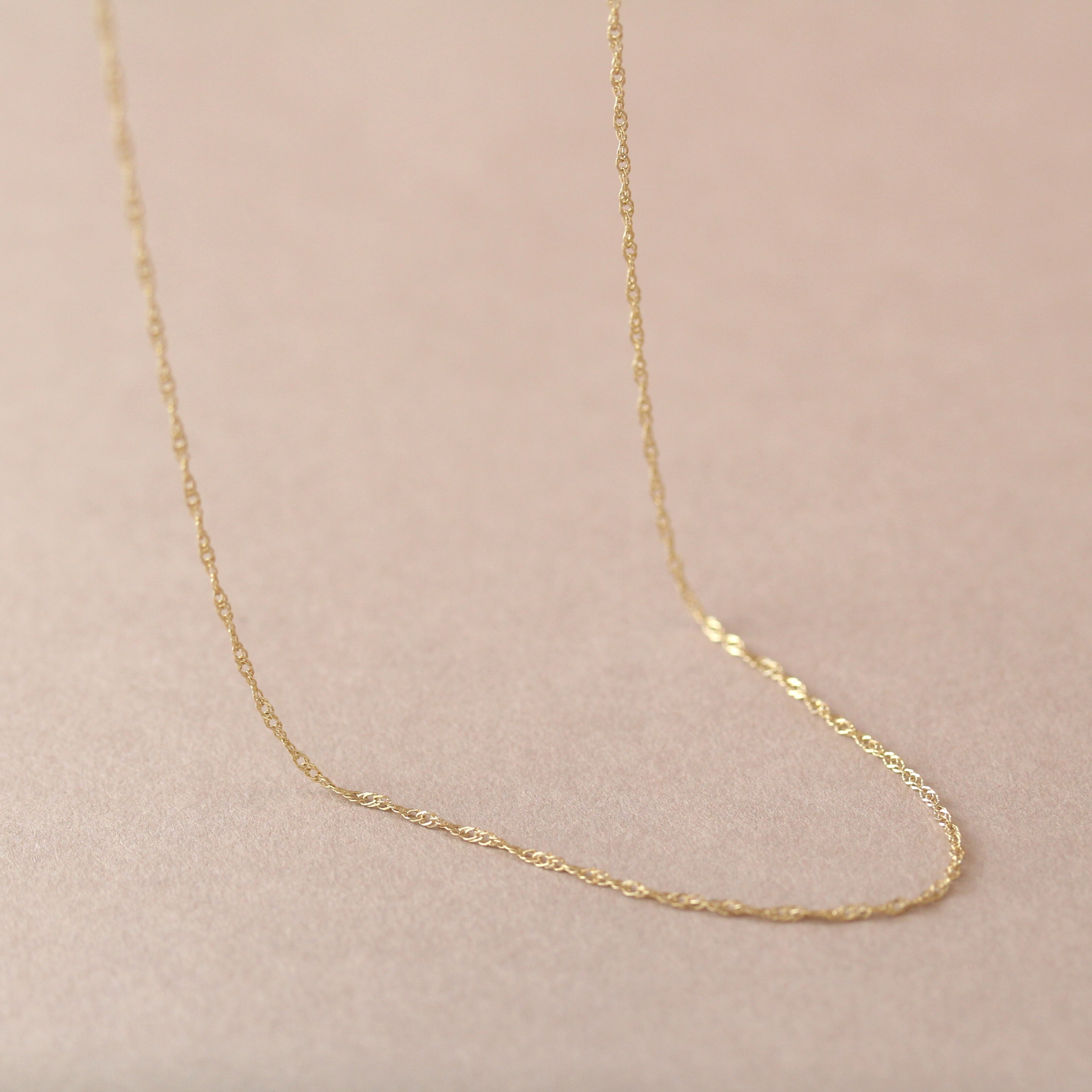 【お値引き中】 K18 ネックレス ツイストチェーン ゴールド 徳力 40cm 楽天市場】ネックレス チェーン レディース k18 ゴールド