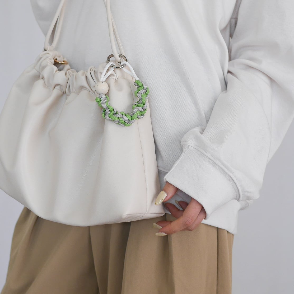スパイラル ハンドストラップ ミニ │SPIRAL HAND STRAP mini | ADRIA