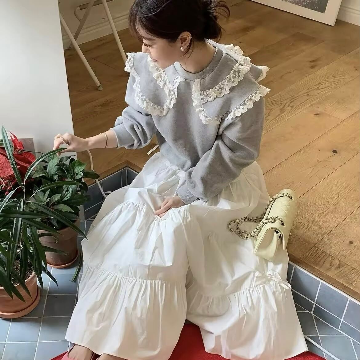 フリルビッグカラースウェット