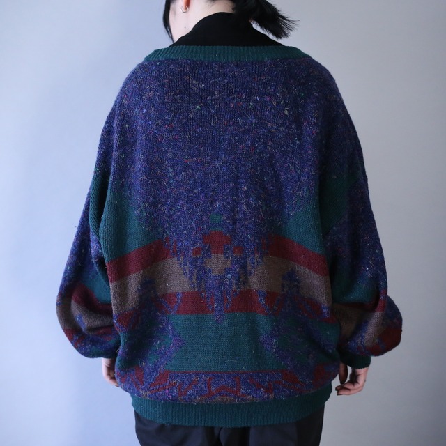 good coloring pattern over silhouette melange knit cardigan