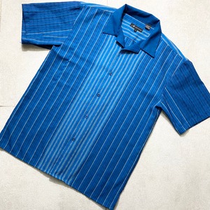 old gradation stripe pattern shirt