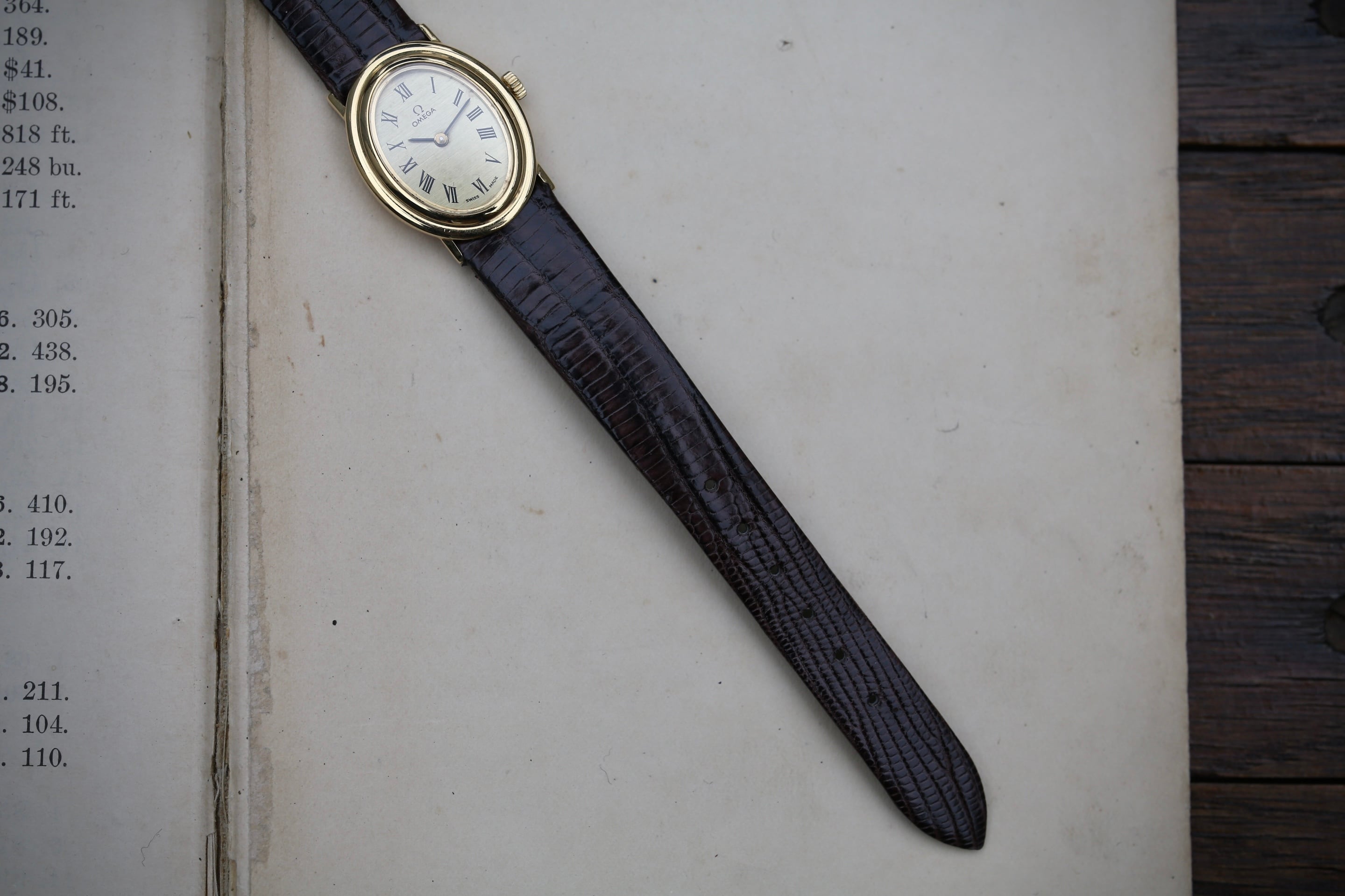 OMEGA】1971年製 オメガ デビル ローマン オーバル型 18金無垢 OMEGA】1971年製 オメガ デビル ローマン オーバル型 18金無垢