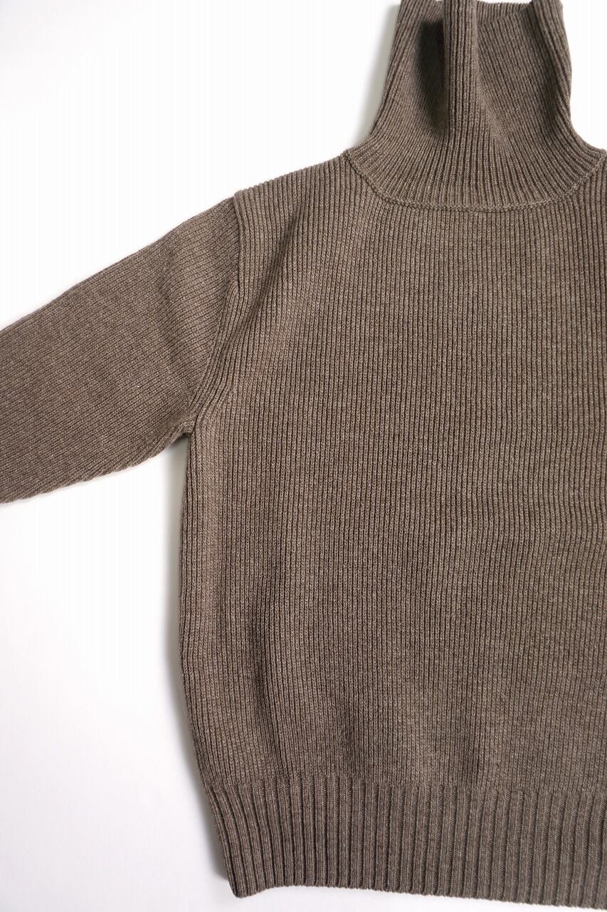 Hand Framed High Neck P/O　
