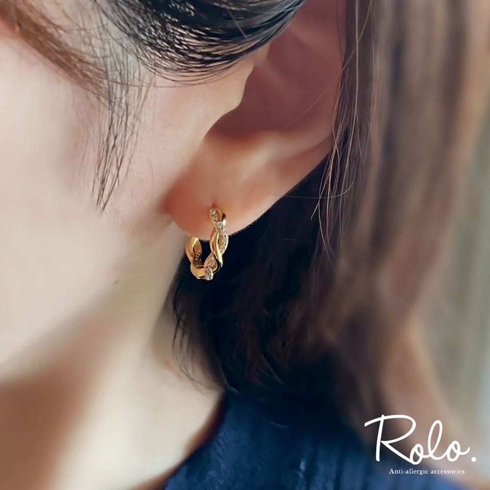 CZツイストフープピアス シルバー925 | Roloshop BASE店