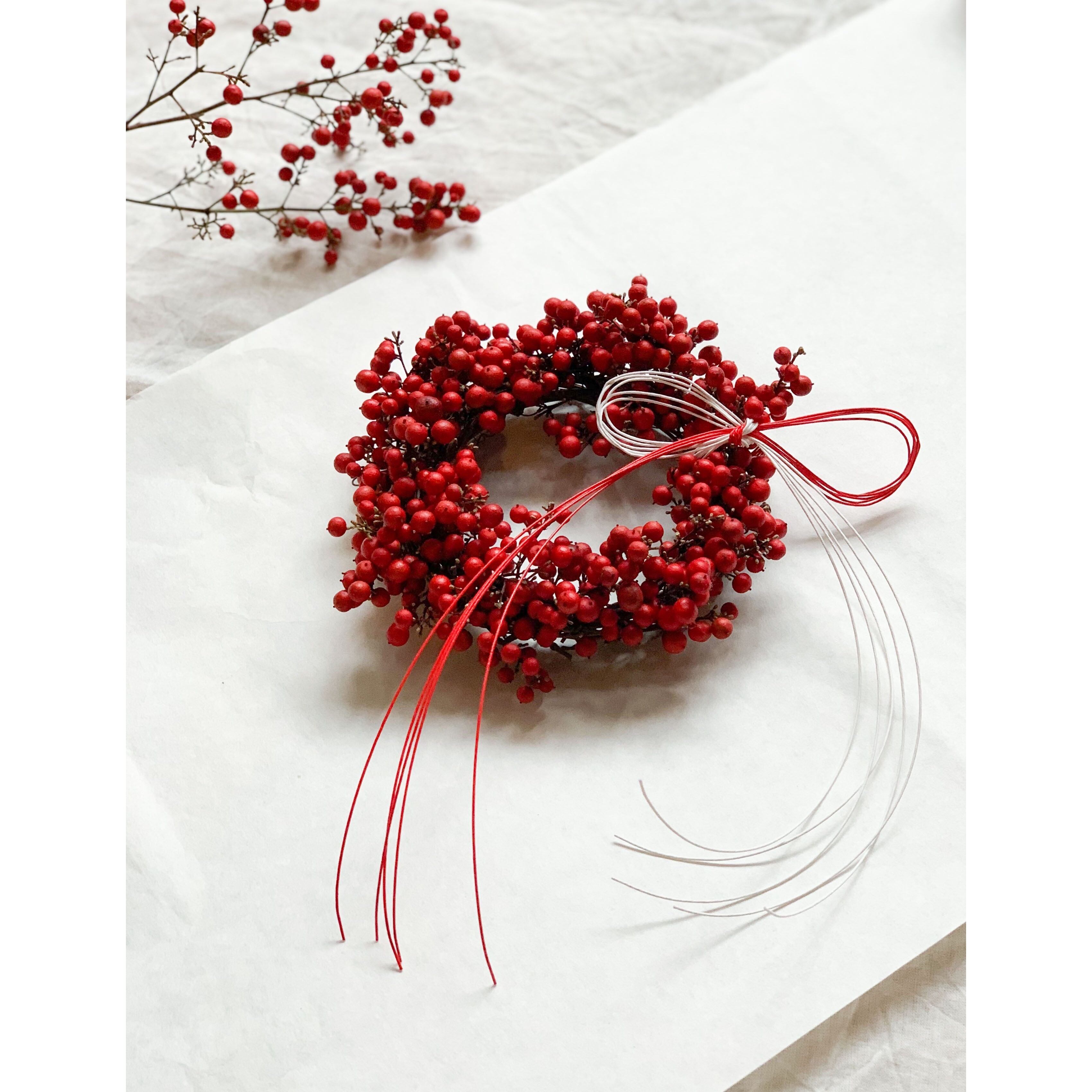 ラストオフ 赤い実リース クリスマスリース 南天 Sparkyfirepants Com