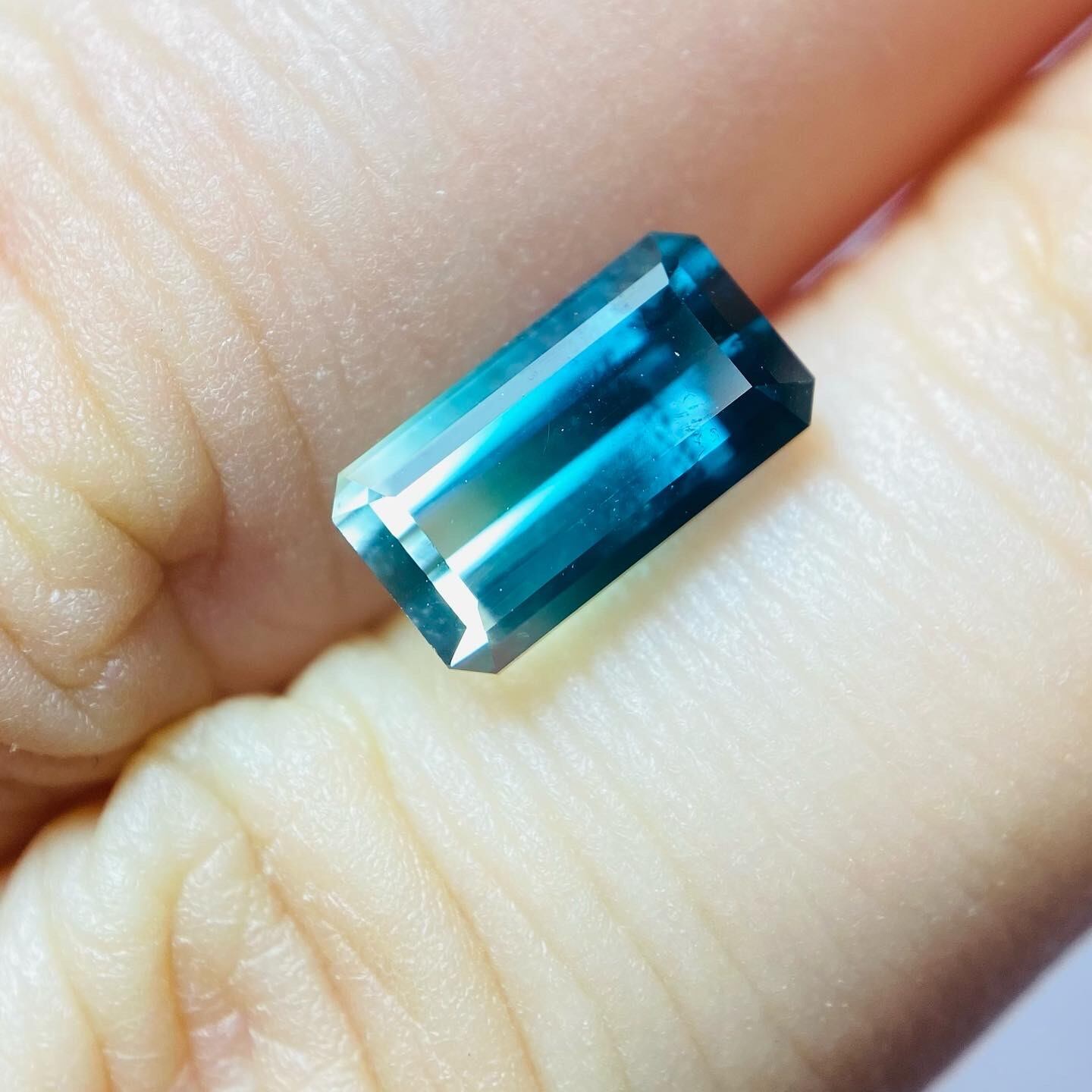 景色の見えるトルマリン5 夏、海