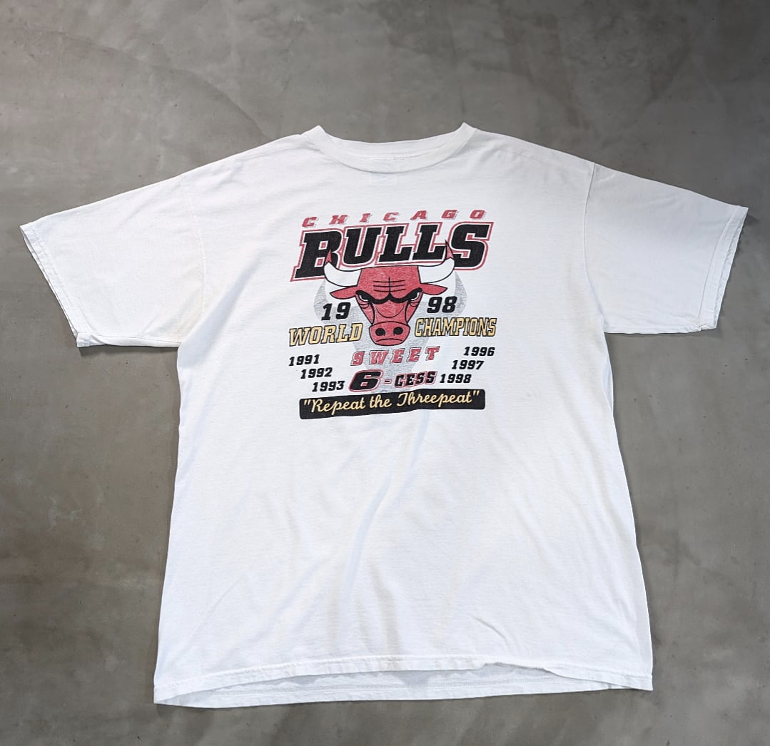 スポーツ・フィットネス CHICAGO BULLS THE 1990s 古着 90's LOGO ATHLETIC バスケ NBA シカゴブルズ CHICAGO BULLS 1997
