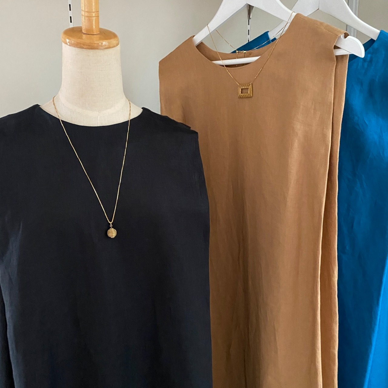 【Coloridas 】リネン タックノースリーブ ワンピース