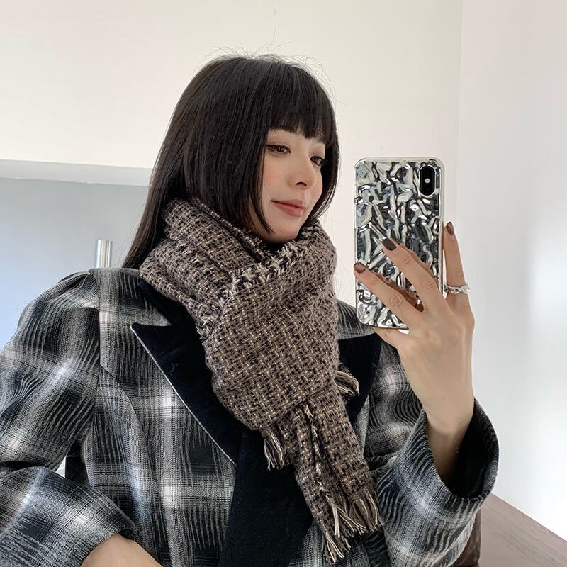 ブラックホワイト格子柄スカーフ オータムウィンタースタイル 秋物 冬物 ブラック・アイド・ピーズ21712624824