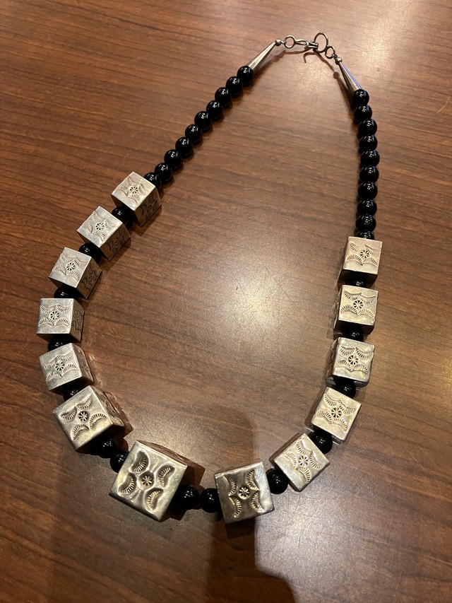 LARRY CURLEY BOX BEEDS NECKLACE