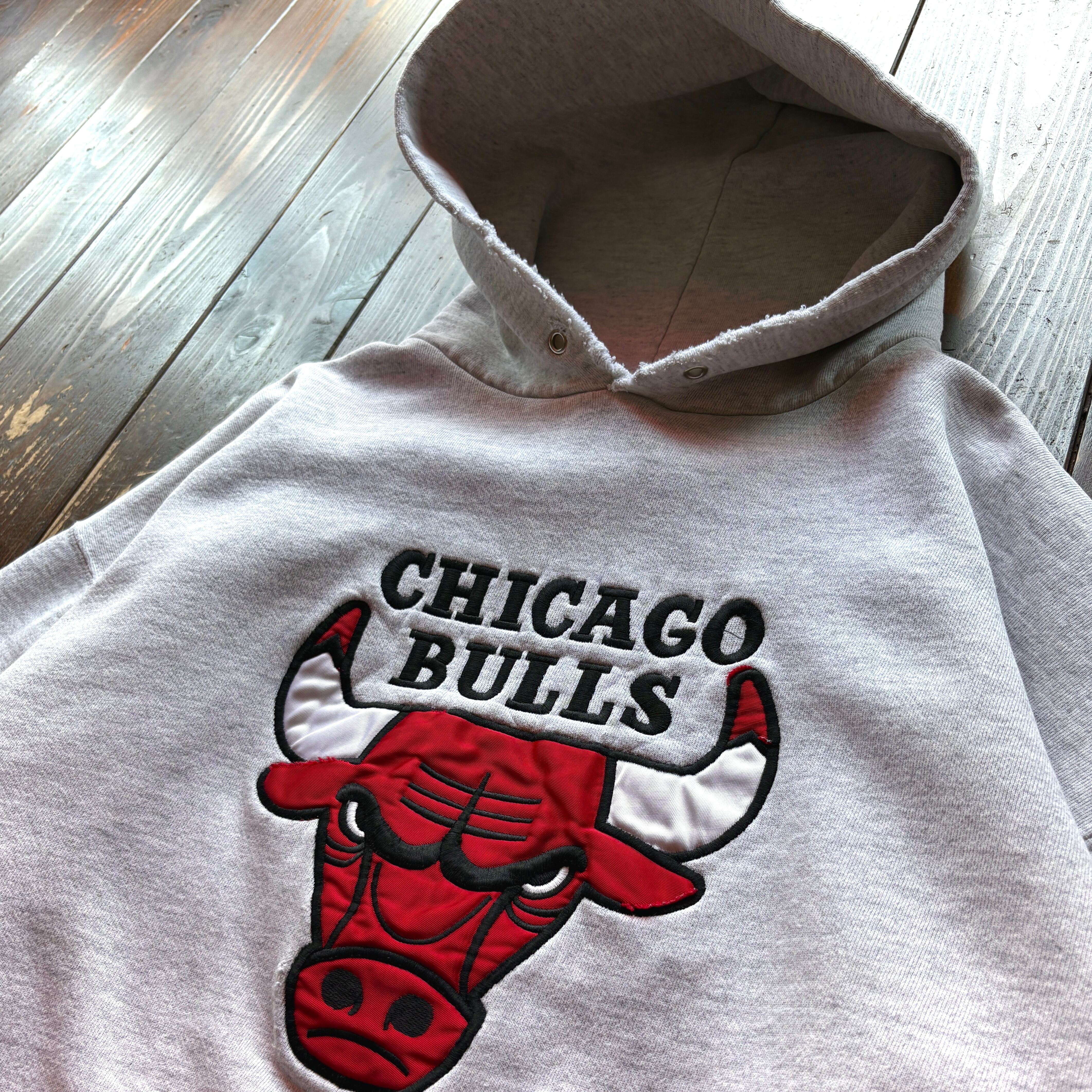 90's NUTMEG MILLS 〝CHICAGO BULLS 〟 Embroidery × Satin Patch