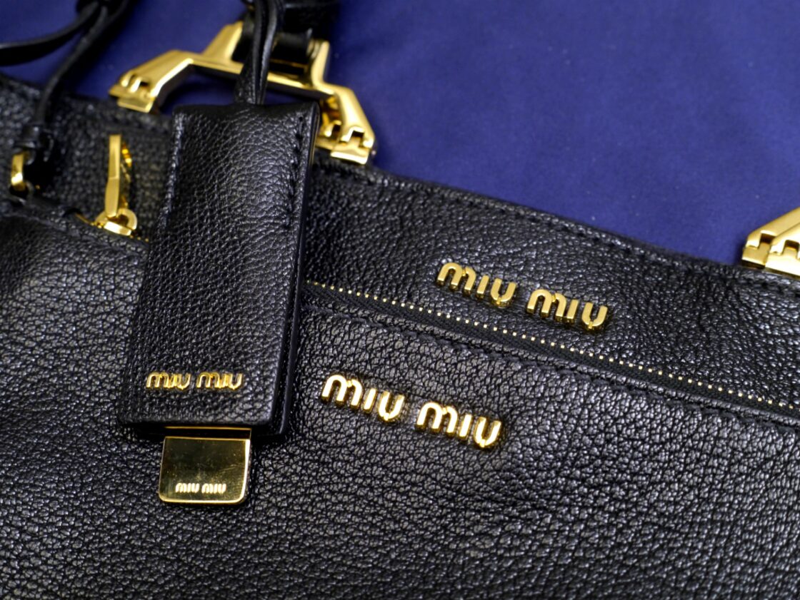 2017美品☆miumiu ミュウミュウ MADRAS マドラス A4対応 ビジネス可 