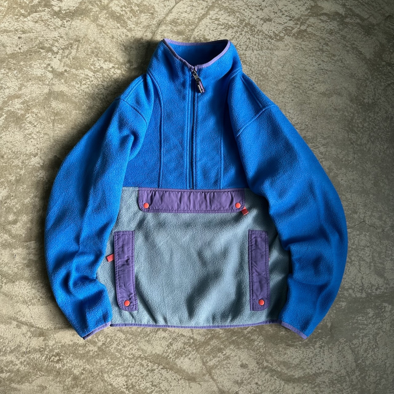 patagonia フリース パタゴニア ハーフジップ センターポケット ブルーグレー
古着